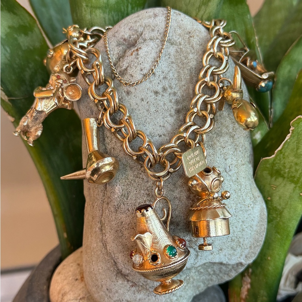 14 and 18 karat gold charm bracelet - Picture 5 of 10